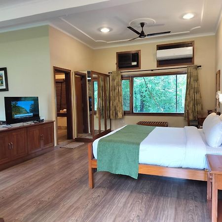 Bel-La Monde Hotel "Riverside" - Jim Corbett Garjia Exterior foto