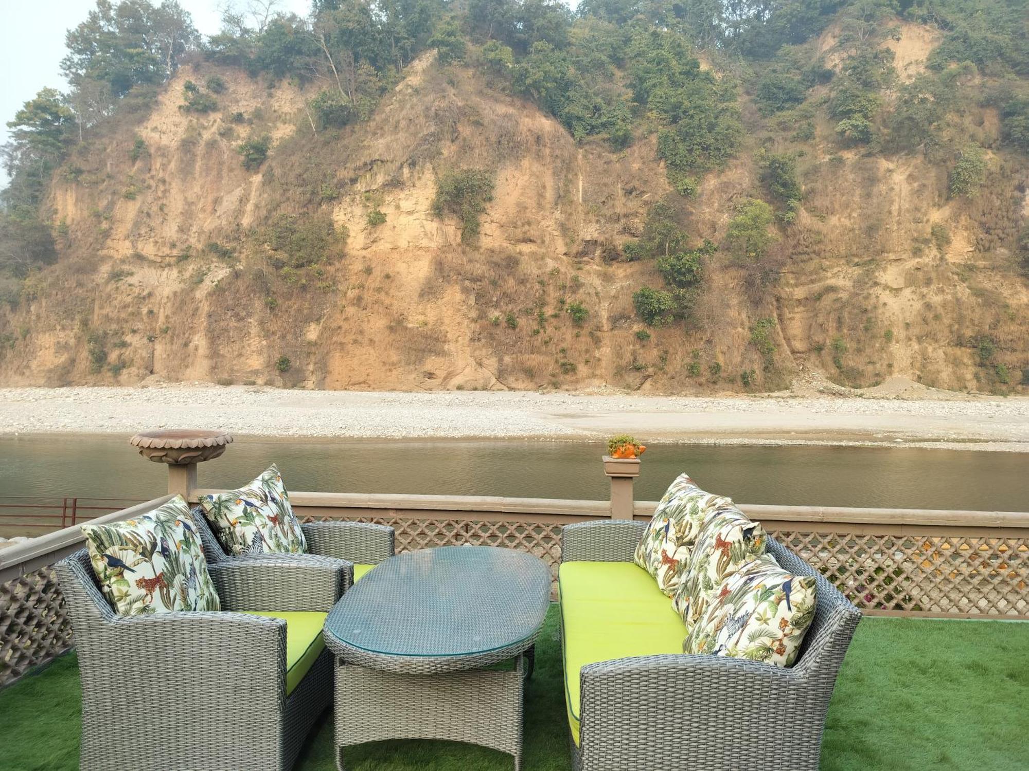 Bel-La Monde Hotel "Riverside" - Jim Corbett Garjia Exterior foto